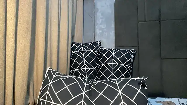 Claudia Johnson online show from 20, 9, 2025