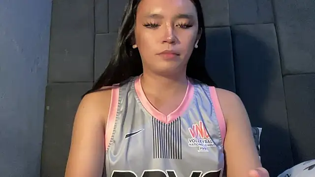 Claudia Johnson online show from 2, 10, 2025