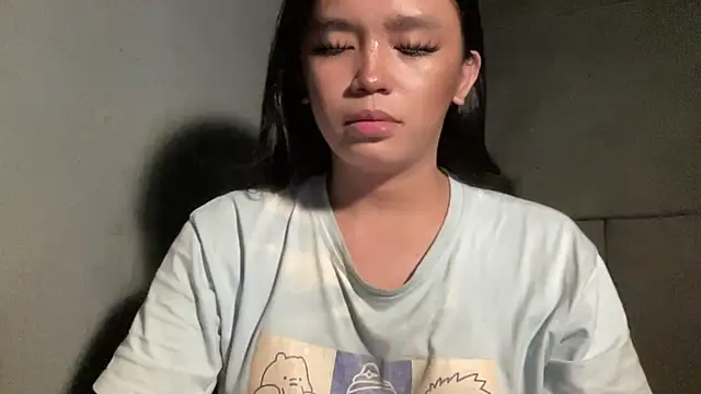 Claudia Johnson online show from 25, 10, 2025