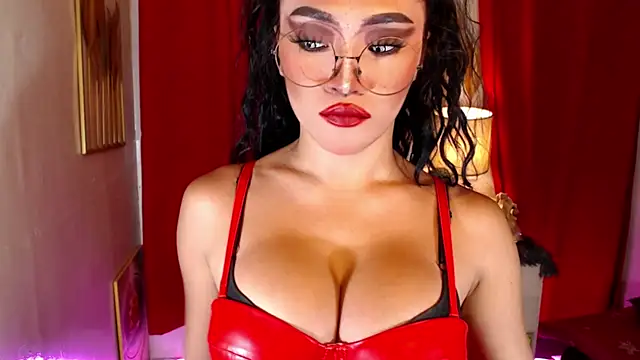 Snapshot of Goddess_Maliya chatting on 13, 5, 2026 Goddess Maliya online show from 13, 5, 2026