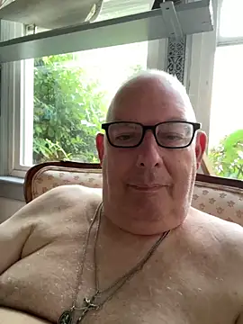 CharlieWeaver22 online show from 1, 7, 2026