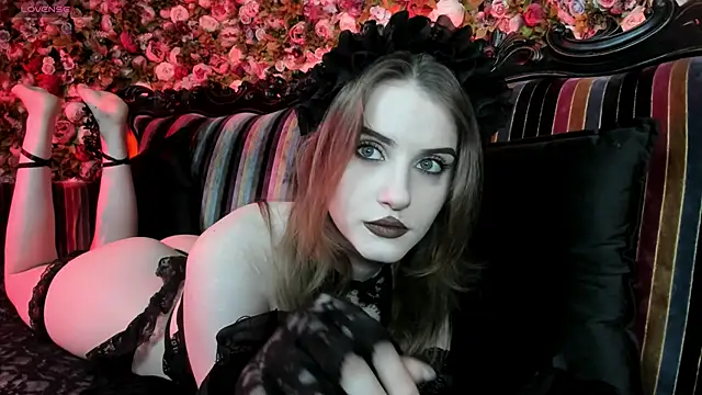 EllieMori online show from 18, 12, 2025