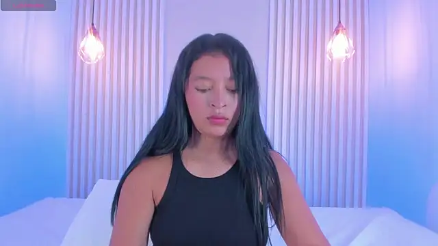 Snapshot of babe_katty chatting on 1, 6, 2026 babe katty online show from 1, 6, 2026