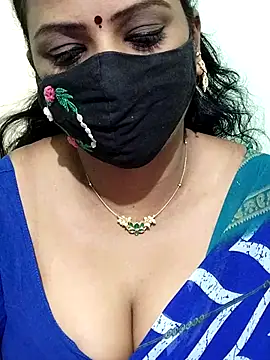 Snapshot of yoga-mithraa chatting on 2, 10, 2025 yoga-mithraa online show from 2, 10, 2025