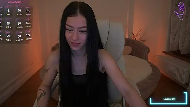 Snapshot of FataleNellie chatting on 20, 5, 2026 FataleNellie online show from 20, 5, 2026