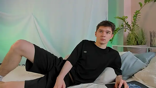 Snapshot of SherlockMax chatting on 15, 2, 2026 SherlockMax online show from 15, 2, 2026