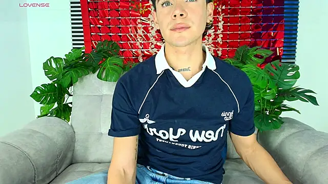 Snapshot of CamiiGuzmanX chatting on 24, 2, 2026 CamiiGuzmanX online show from 24, 2, 2026