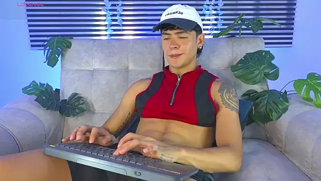 Snapshot of CamiiGuzmanX chatting on 10, 7, 2026 CamiiGuzmanX online show from 10, 7, 2026