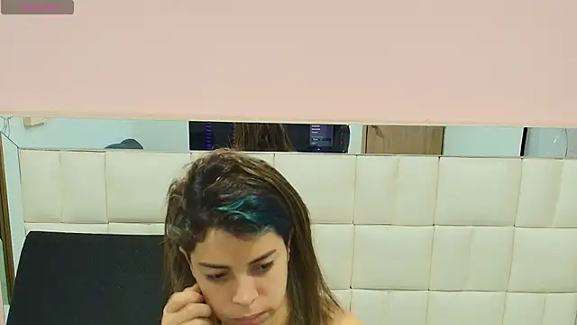 gisell gomez online show from 11, 11, 2025