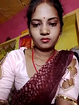 Snapshot of Hot_bbbb chatting on 2, 6, 2026 Hot bbbb online show from 2, 6, 2026