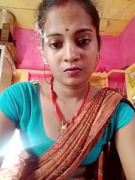 Snapshot of Hot_bbbb chatting on 7, 6, 2026 Hot bbbb online show from 7, 6, 2026