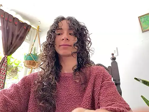 Snapshot of camille_delrey chatting on 5, 11, 2025 camille delrey online show from 5, 11, 2025