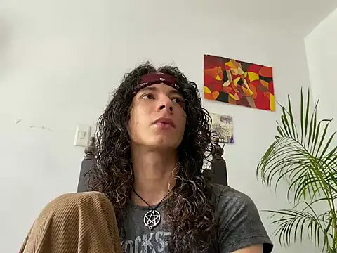 Snapshot of camille_delrey chatting on 7, 11, 2025 camille delrey online show from 7, 11, 2025