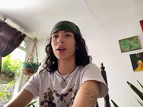 Snapshot of camille_delrey chatting on 8, 11, 2025 camille delrey online show from 8, 11, 2025