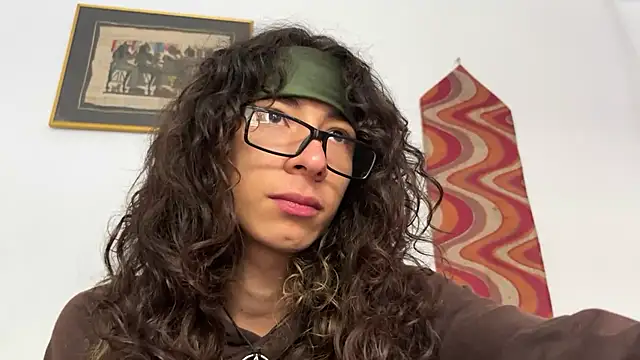 Snapshot of camille_delrey chatting on 15, 12, 2025 camille delrey online show from 15, 12, 2025