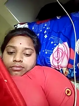 Snapshot of Hot_crety chatting on 2, 11, 2025 Hot crety online show from 2, 11, 2025