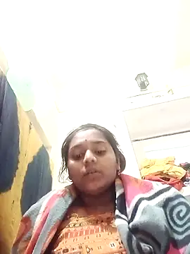 Snapshot of Hot_crety chatting on 7, 1, 2026 Hot crety online show from 7, 1, 2026