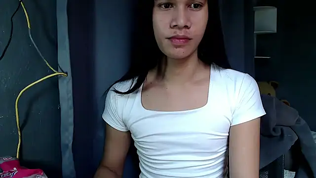 Snapshot of urseductivebarbie_xx chatting on 6, 10, 2025 urseductivebarbie xx online show from 6, 10, 2025