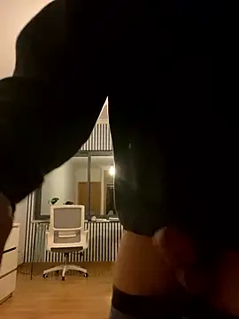 cumman789860 online show from 18, 1, 2026