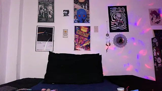 plutonbluemooon333 online show from 2, 10, 2025