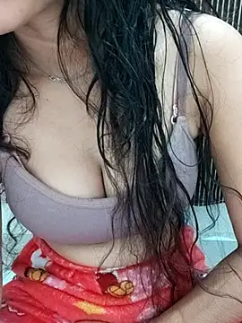 Snapshot of NAIRA5677 chatting on 17, 11, 2025 NAIRA5677 online show from 17, 11, 2025