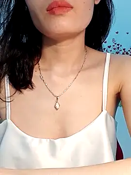 Snapshot of Hinna_x chatting on 15, 4, 2026 Hinna x online show from 15, 4, 2026