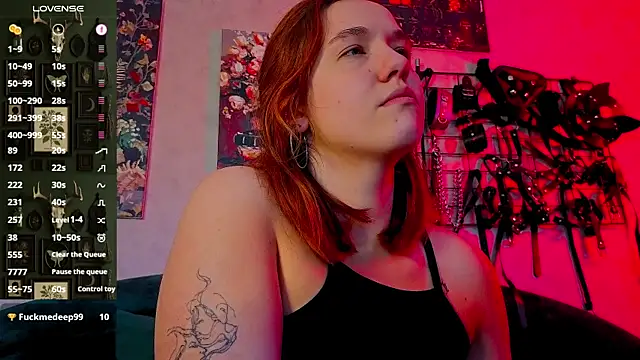 Snapshot of the_high_priestess chatting on 11, 5, 2026 the high priestess online show from 11, 5, 2026