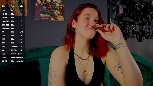 Snapshot of the_high_priestess chatting on 7, 6, 2026 the high priestess online show from 7, 6, 2026