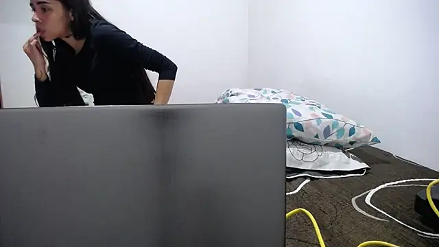 Candy Grey28 online show from 31, 10, 2025