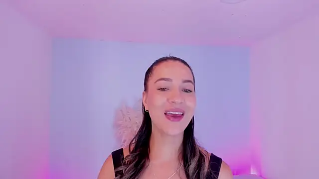 Snapshot of aleksandramiller_ chatting on 10, 6, 2026 aleksandramiller online show from 10, 6, 2026