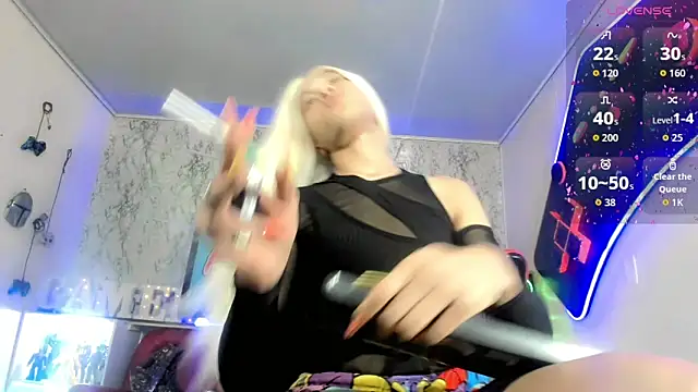 Madison Mujica online show from 22, 10, 2025