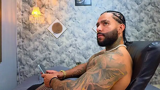 Snapshot of Apolo_rousse1 chatting on 21, 12, 2025 Apolo rousse1 online show from 21, 12, 2025