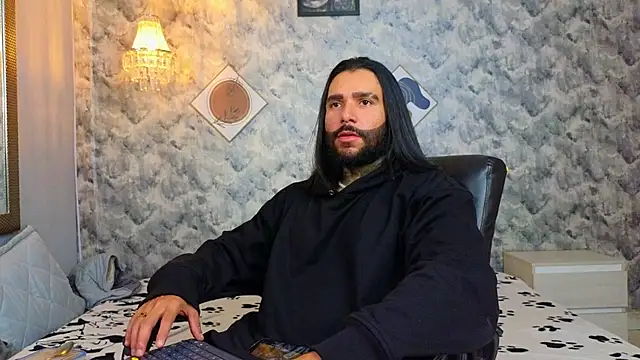 Snapshot of Apolo_rousse1 chatting on 11, 1, 2026 Apolo rousse1 online show from 11, 1, 2026