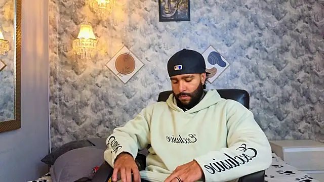 Snapshot of Apolo_rousse1 chatting on 13, 1, 2026 Apolo rousse1 online show from 13, 1, 2026