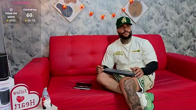 Snapshot of Apolo_rousse1 chatting on 10, 2, 2026 Apolo rousse1 online show from 10, 2, 2026