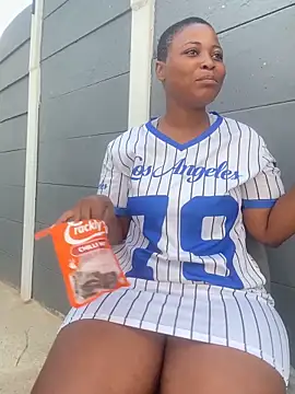 BQueen223 online show from 28, 2, 2026