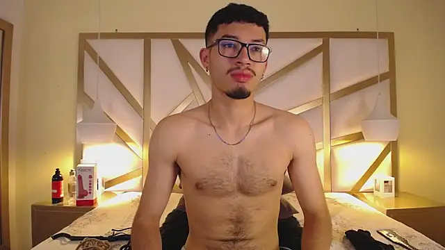 Jaxon Carter online show from 4, 3, 2026