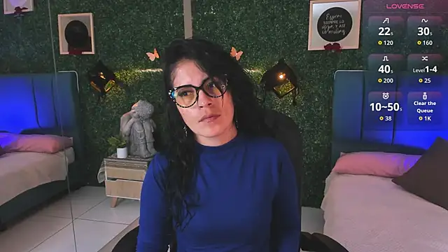 Linagh  online show from 6, 11, 2025