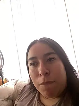 Zoey thompson online show from 14, 4, 2026