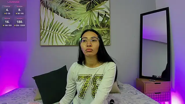 lucyy liiuu online show from 23, 10, 2025