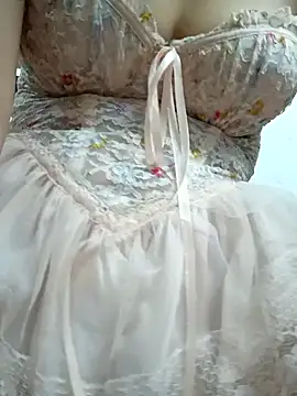 Thuylinh86 online show from 22, 9, 2025