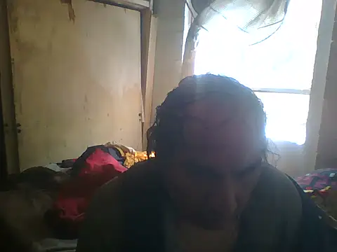 Snapshot of nenade14 chatting on 12, 10, 2025 nenade14 online show from 12, 10, 2025