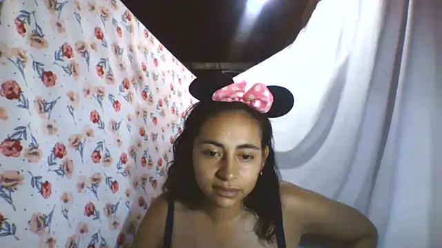 Anabelhotxx16 online show from 22, 10, 2025