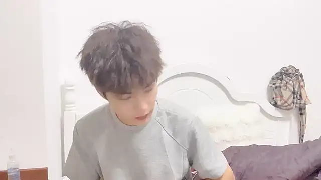 linger2563 online show from 28, 9, 2025