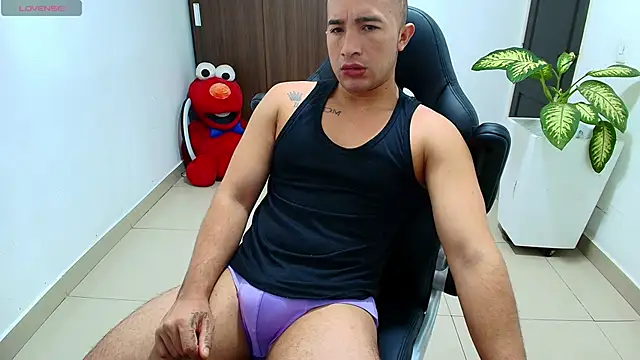 sebastian oconnor77 online show from 17, 10, 2025