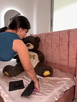 Snapshot of salomecute21 chatting on 1, 11, 2025 salomecute21 online show from 1, 11, 2025