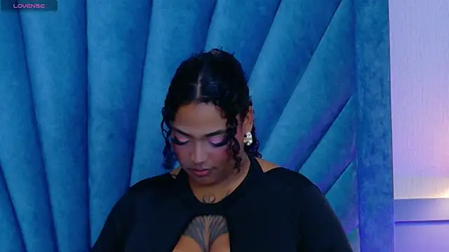 Cristal-Jonnes online show from 5, 12, 2025