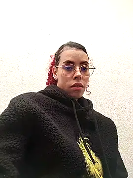 Pamelamiler   online show from 19, 11, 2025