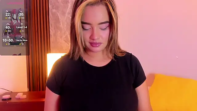 Emma hunter  online show from 18, 11, 2025