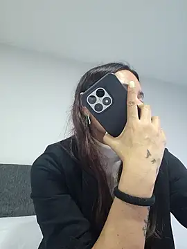 Cami Konor online show from 13, 1, 2026